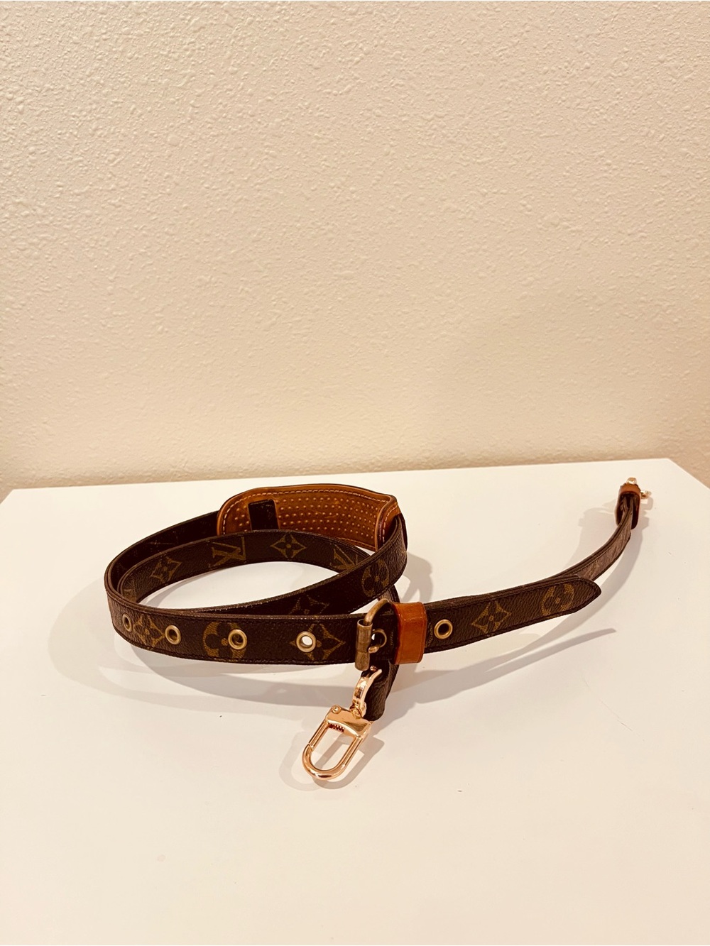 Louis Vuitton Brown Monogram Adjustable Shoulder Strap 47 inch adjustable - Picture 10 of 10